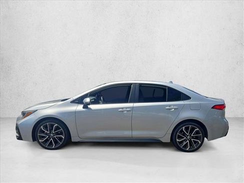 Used 2022 Toyota Corolla SE FWD image 8