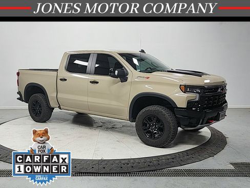 Used 2023 Chevrolet Silverado 1500 ZR2 w/ Technology Package image 1