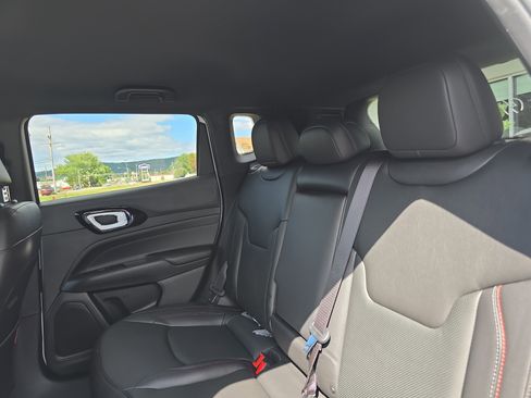 New 2025 Jeep Compass Trailhawk w/ Trailhawk Elite Group image 13