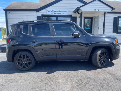 Used 2019 Jeep Renegade Altitude w/ Quick Order Package 2XM FWD image 11