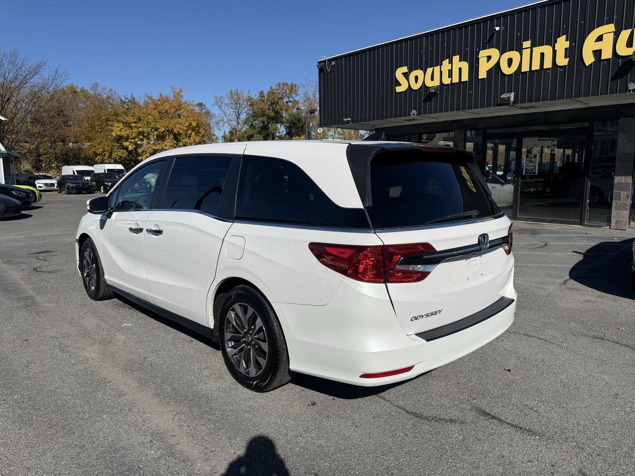 Used 2024 Honda Odyssey EX-L image 6