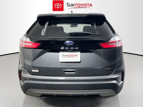 Used 2024 Ford Edge SEL image 5
