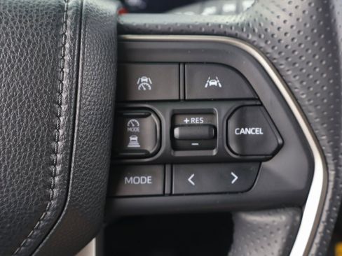 Certified 2025 Toyota 4Runner TRD Off-Road Premium image 23