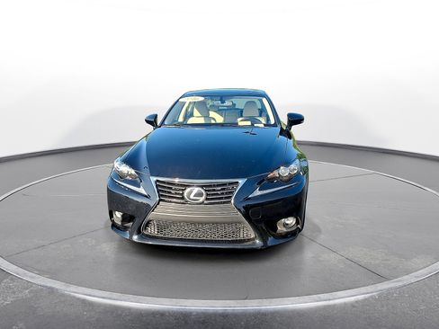 Used 2016 Lexus IS 300 AWD image 3