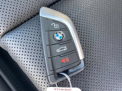 Used 2023 BMW X3 xDrive30i AWD/4WD image 25