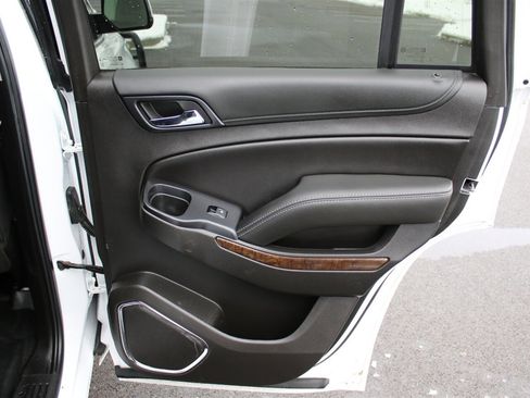 Used 2019 Chevrolet Tahoe 4WD image 53