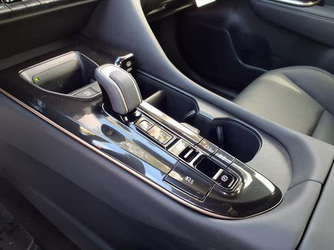 Used 2026 Toyota Crown Limited image 15