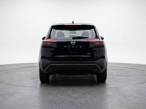 Used 2025 Nissan Rogue SV image 7