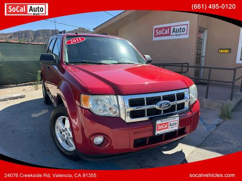 Used 2011 Ford Escape XLT w/ 201A Rapid Spec Order Code AWD/4WD image 1