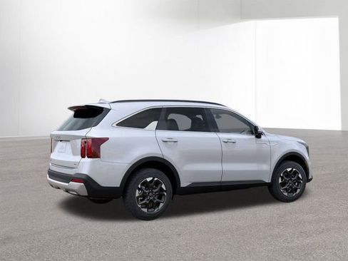 New 2026 Kia Sorento S image 6