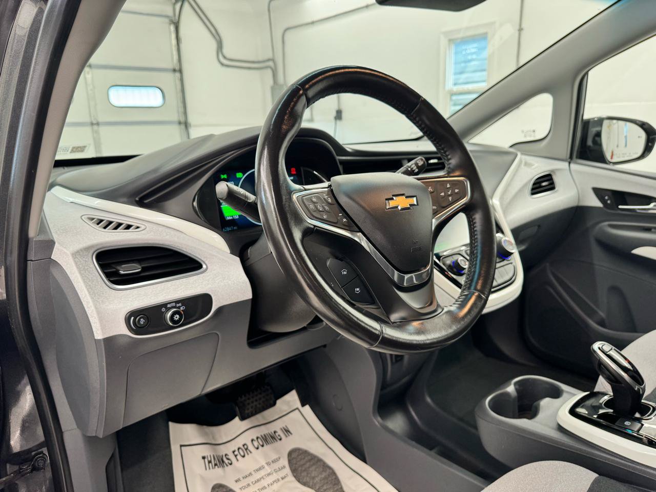 Used 2020 Chevrolet Bolt LT FWD image 13