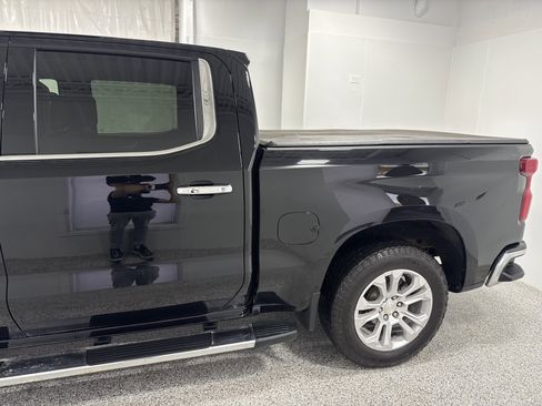 Certified 2022 Chevrolet Silverado 1500 LTZ w/ Technology Package image 5