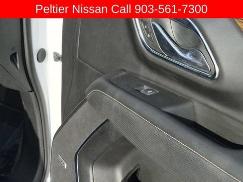 Used 2024 Chevrolet Suburban Premier RWD image 17
