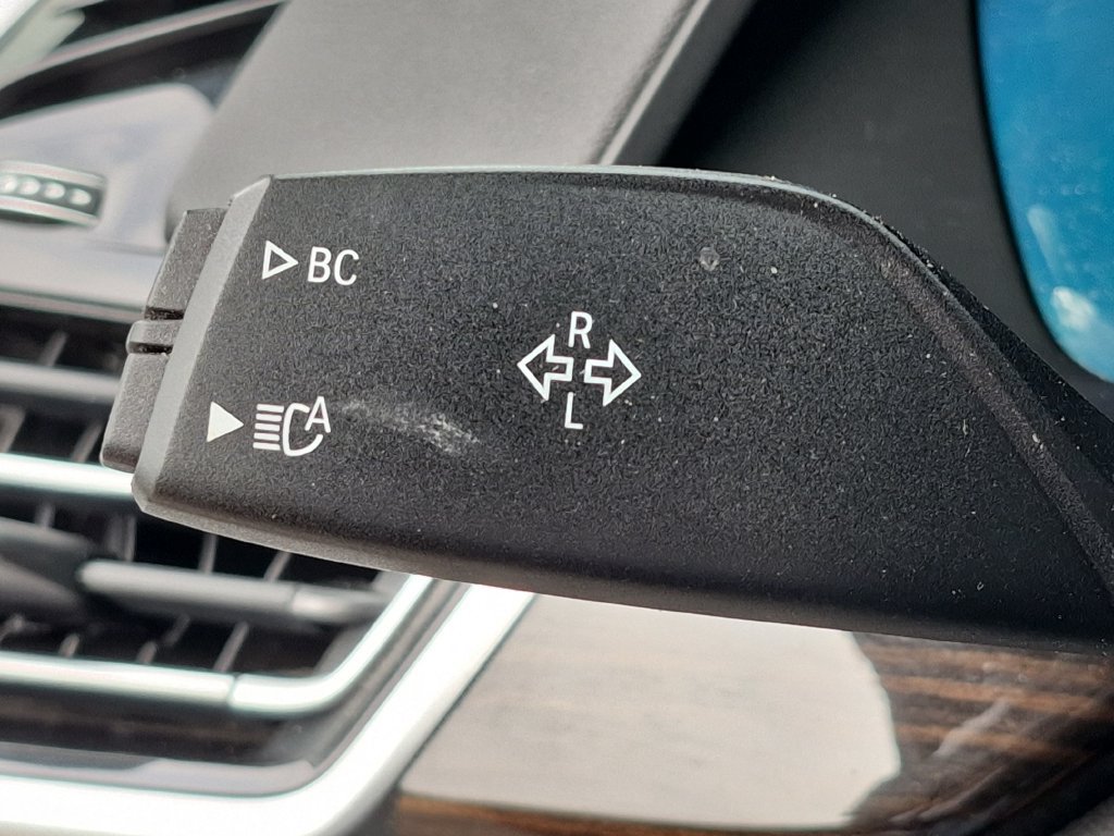 Used 2019 BMW X5 xDrive40i w/ Premium Package 2 AWD/4WD image 19