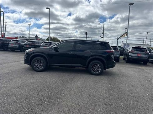 New 2026 Nissan Rogue S image 7