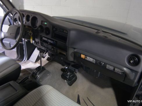 Used 1990 Toyota Land Cruiser image 10