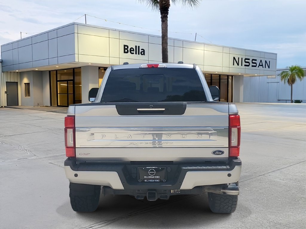 Used 2022 Ford F350 Platinum AWD/4WD image 5