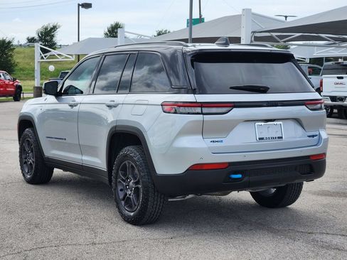 Used 2025 Jeep Grand Cherokee Trailhawk AWD/4WD image 7