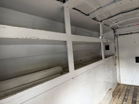 Used 2021 GMC Savana 3500 w/ Power Convenience Package image 11