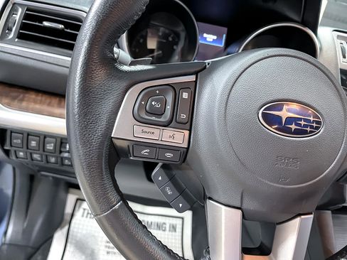 Used 2017 Subaru Outback 2.5i Limited image 23