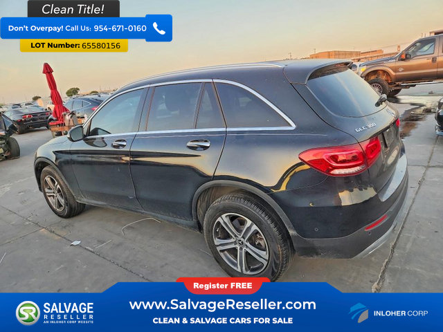 Used 2021 Mercedes-Benz GLC 300 w/ Premium Package image 3