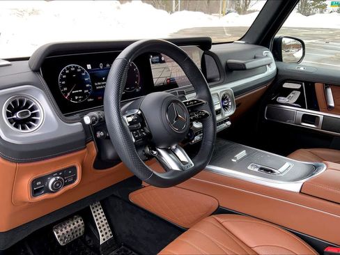 Certified 2025 Mercedes-Benz G 63 AMG 4MATIC image 18