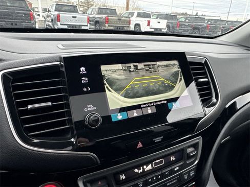 Used 2021 Honda Pilot Touring image 24