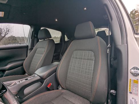 Used 2023 Honda HR-V Sport image 9