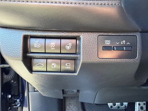 Used 2022 Toyota Avalon Touring w/ Advanced Safety Package image 23