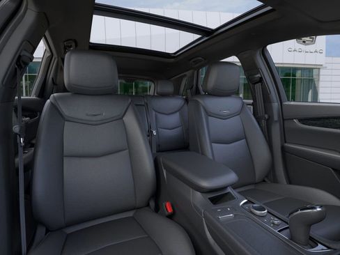 New 2026 Cadillac XT5 Premium Luxury w/ Driver Assist Package image 17