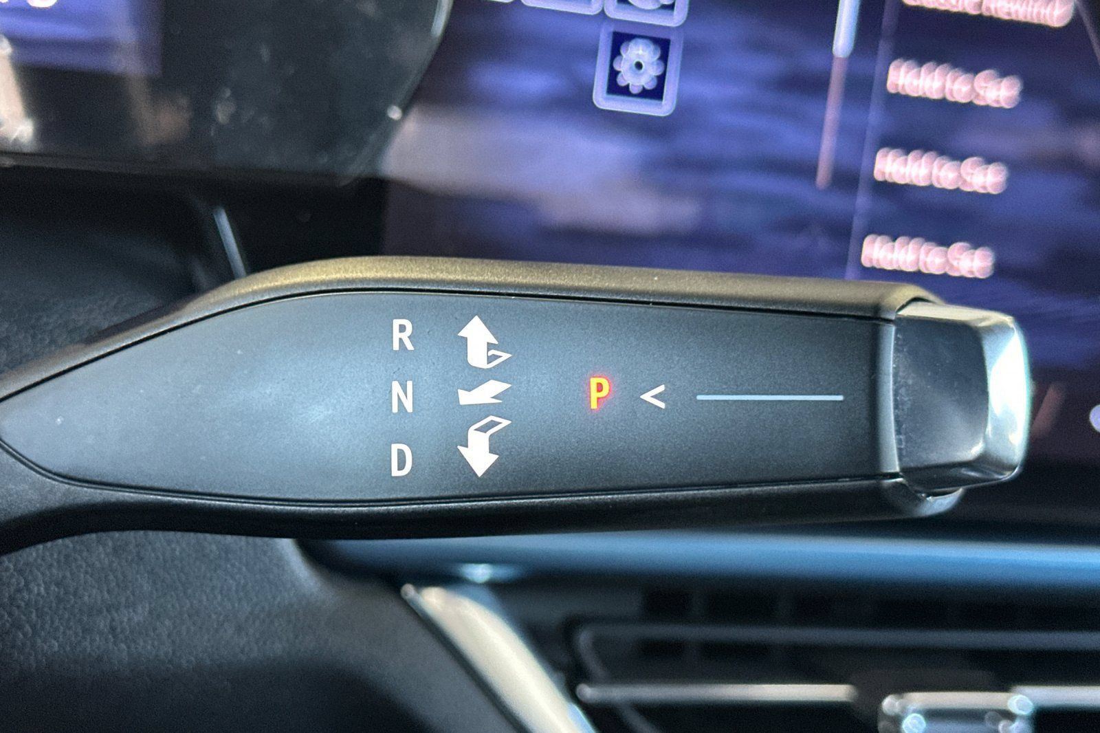 Used 2024 Chevrolet Equinox EV LT FWD image 21