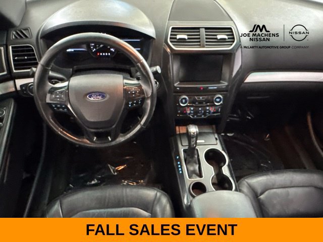 Used 2016 Ford Explorer XLT w/ Equipment Group 202A FWD image 46