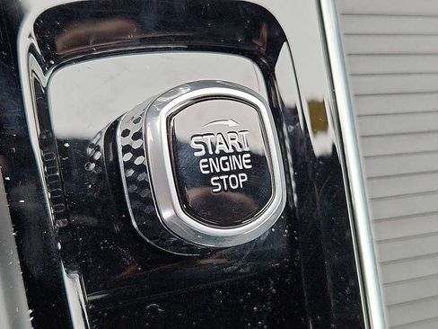 Used 2026 Volvo XC60 T8 Polestar w/ Protection Package Premier image 22