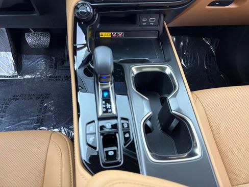 Used 2025 Lexus NX 350 AWD w/ Accessory Package (2T) image 13