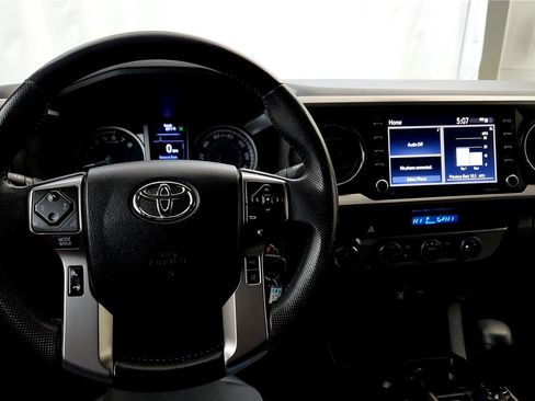 Used 2021 Toyota Tacoma SR5 image 27