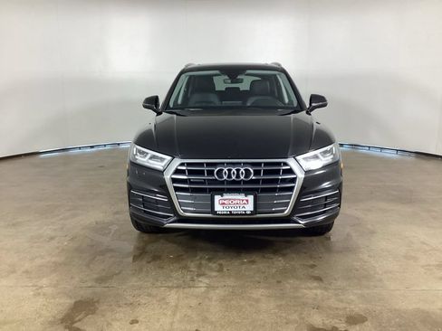 Used 2018 Audi Q5 2.0T Premium Plus w/ Premium Plus Package AWD/4WD image 2