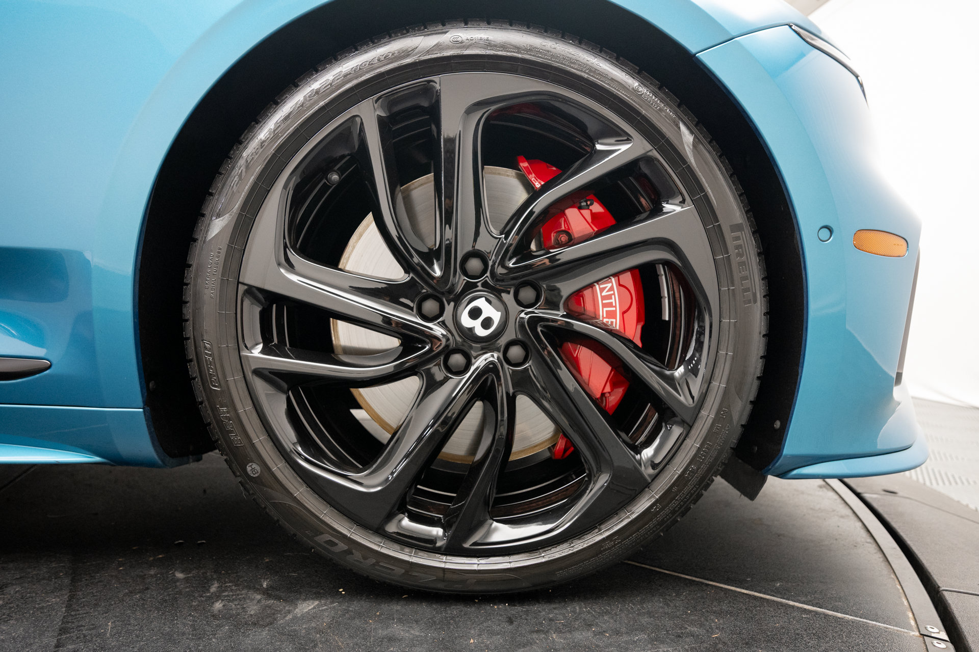 Used 2025 Bentley Continental GT Speed AWD/4WD image 42