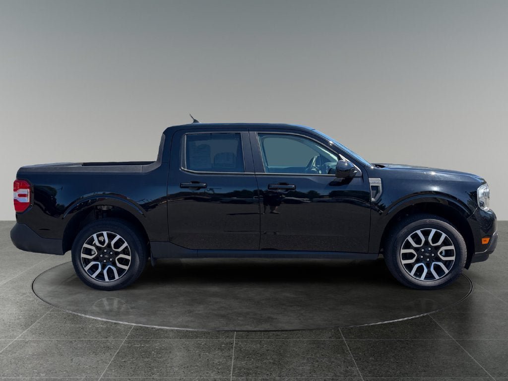 Used 2024 Ford Maverick Lariat AWD/4WD image 11
