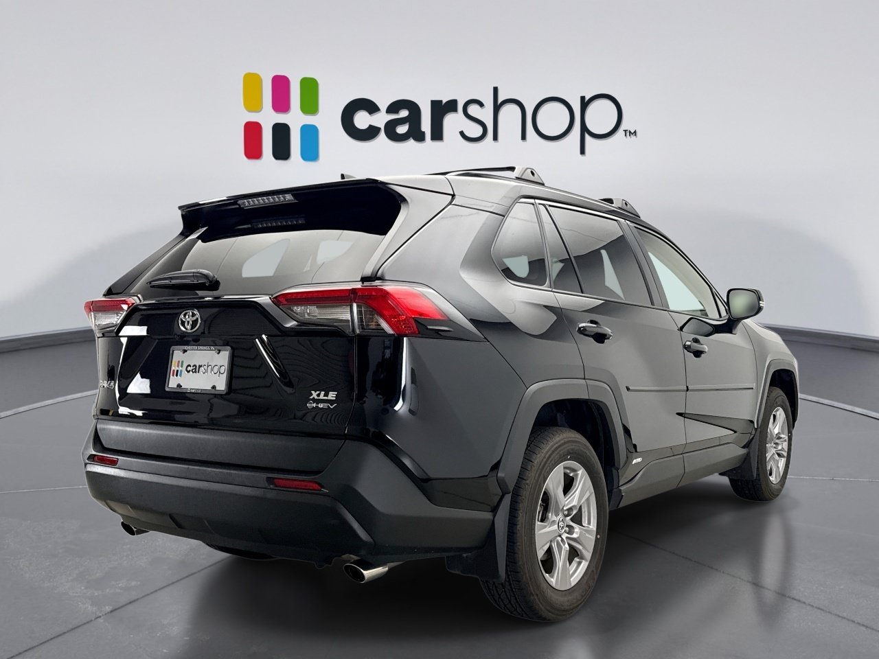 Used 2025 Toyota RAV4 XLE AWD/4WD image 5