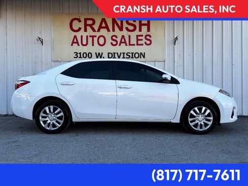 Used 2015 Toyota Corolla S image 1