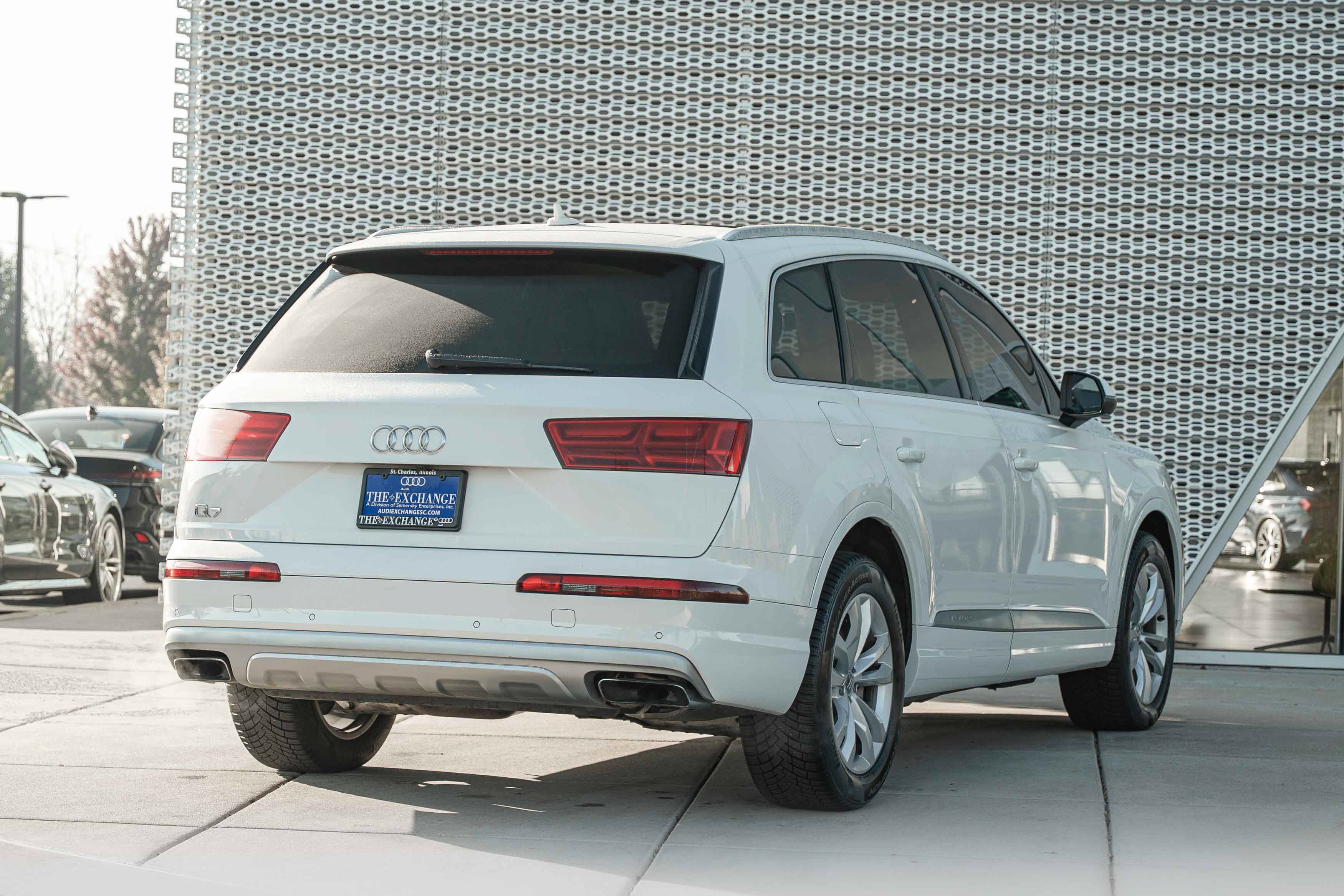 Used 2019 Audi Q7 3.0T Premium Plus w/ Premium Plus Package AWD/4WD image 4