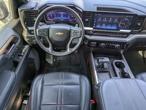 Used 2024 Chevrolet Silverado 1500 High Country w/ High Country Premium Package AWD/4WD image 16