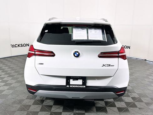 Used 2025 BMW X3 xDrive30i image 4