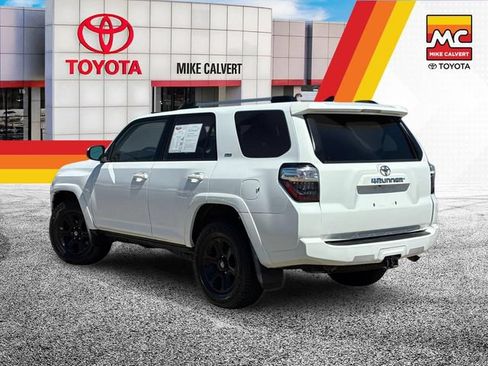 Used 2021 Toyota 4Runner SR5 RWD image 3