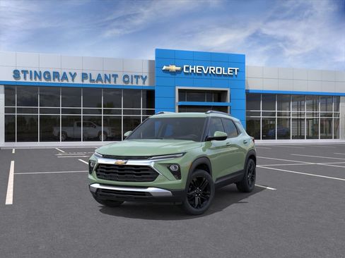 New 2026 Chevrolet TrailBlazer LT w/ Convenience Package FWD image 8