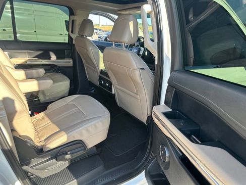 Used 2023 Ford Expedition Max Limited RWD image 21
