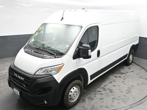 Used 2024 RAM ProMaster 2500 w/ Convenience Group FWD image 24