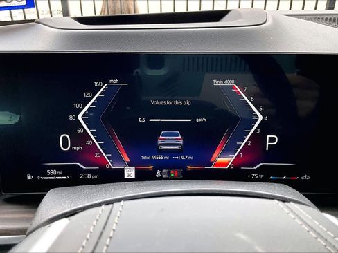 Used 2024 BMW X5 sDrive40i w/ Premium Package image 25