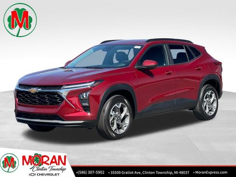 Certified 2024 Chevrolet Trax LT w/ LT Convenience Package FWD image 1