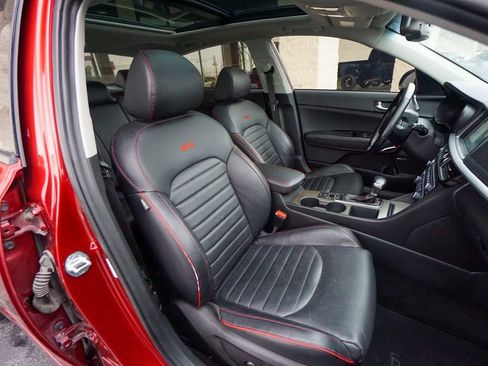 Used 2020 Kia Optima SX image 29